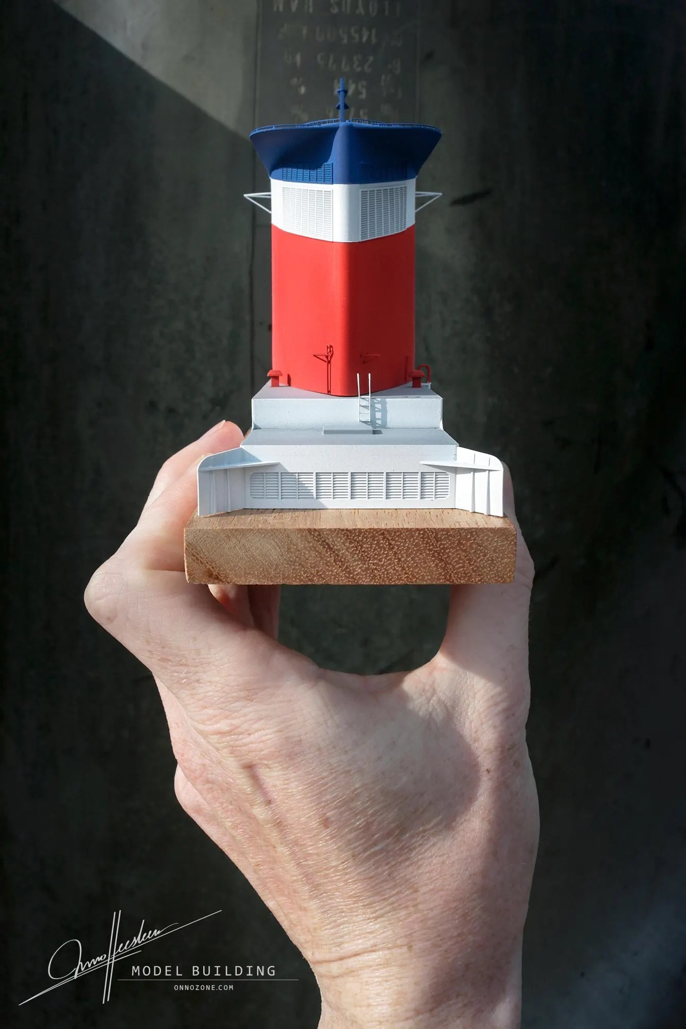 UNITED STATES 1952 in United States Line livery | 1:200 funnel miniature | Handmade to order