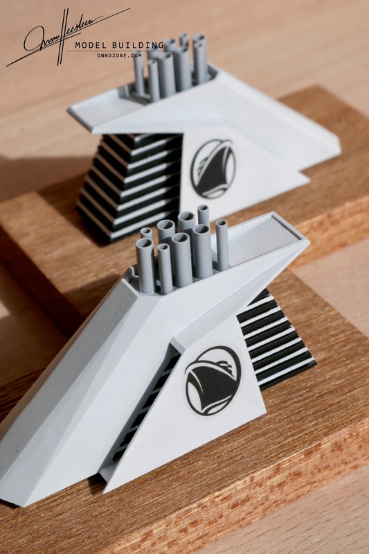 Statendam Class funnel in HAL livery | 1:400 model | Handmade to order