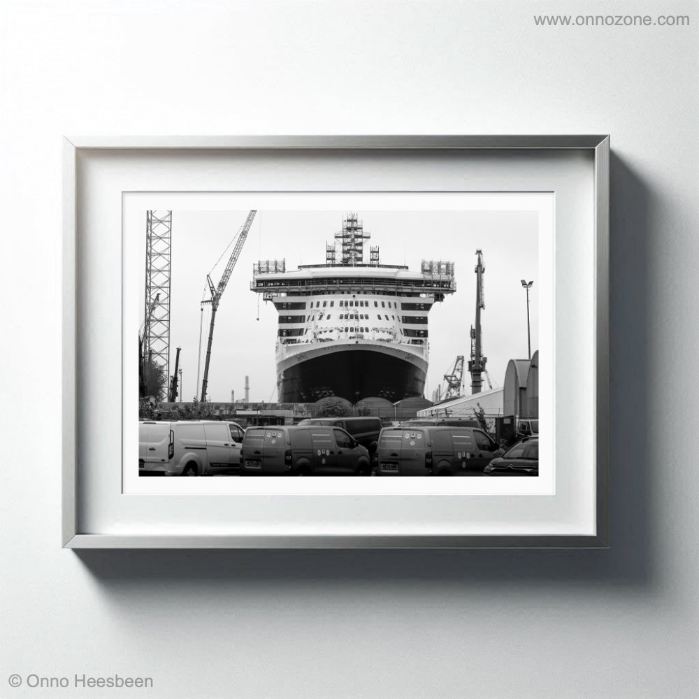 Queen Mary 2 #2.2 | Premium Giclée Print on Luster Paper | Long-Lasting Pigment Ink | A5 and A4 formats