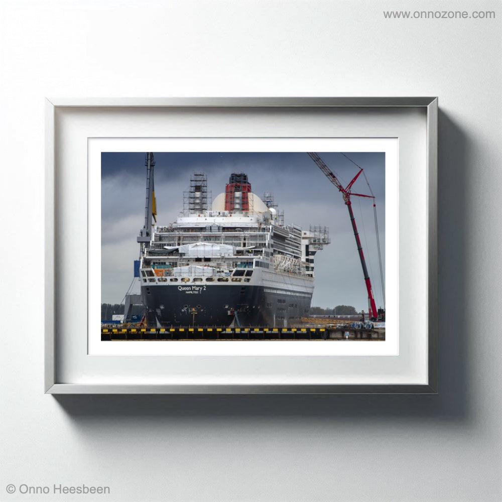 Queen Mary 2 #2.3 | Premium Giclée Print on Luster Paper | Long-Lasting Pigment Ink | A5 and A4 formats