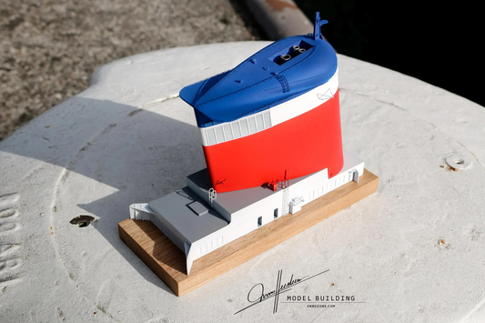 UNITED STATES 1952 in United States Line livery | 1:200 funnel miniature | Handmade to order