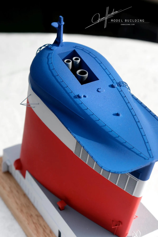 UNITED STATES 1952 in United States Line livery | 1:200 funnel miniature | Handmade to order