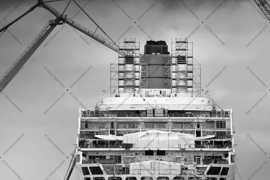 Queen Mary 2 #2.1 | Premium Giclée Print on Luster Paper | Long-Lasting Pigment Ink | A5 and A4 formats