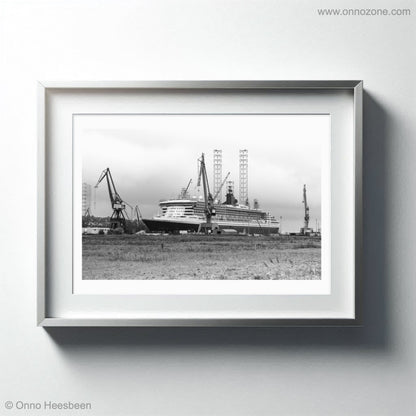 Queen Mary 2 #2.5 | Premium Giclée Print on Luster Paper | Long-Lasting Pigment Ink | A5 and A4 formats